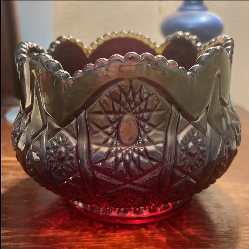 Vintage Iridescent Red Carnival Rose Bowl HEIRLOOM Indiana Glass Diamond flower